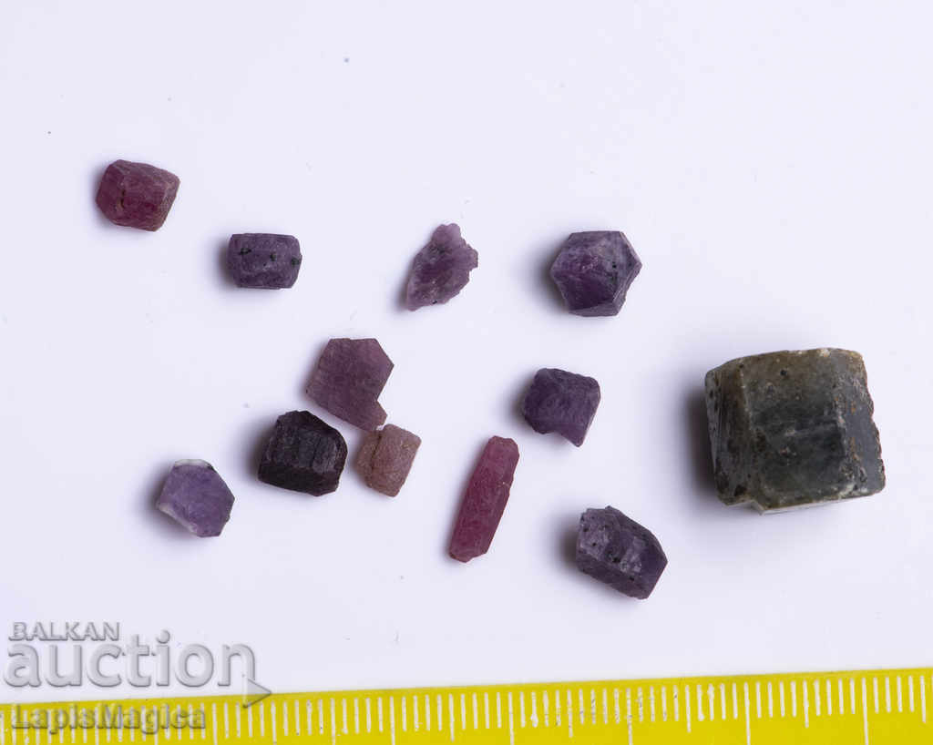 Lot of rubies and sapphires untreated 50 carats. Lot .31.3
