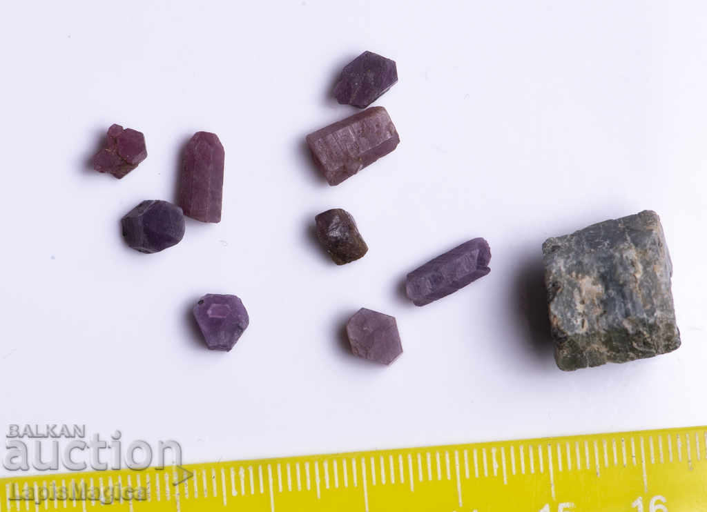 Lot of rubies and sapphires untreated 50 carats. Lot №1.6