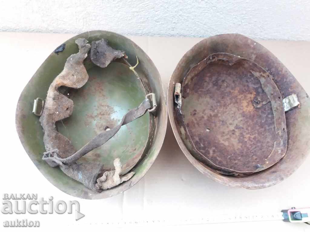 Πολλά δύο στρατιωτικά κράνη - BA - 6 Πολλά δύο στρατιωτικά κράνη - BA - 6