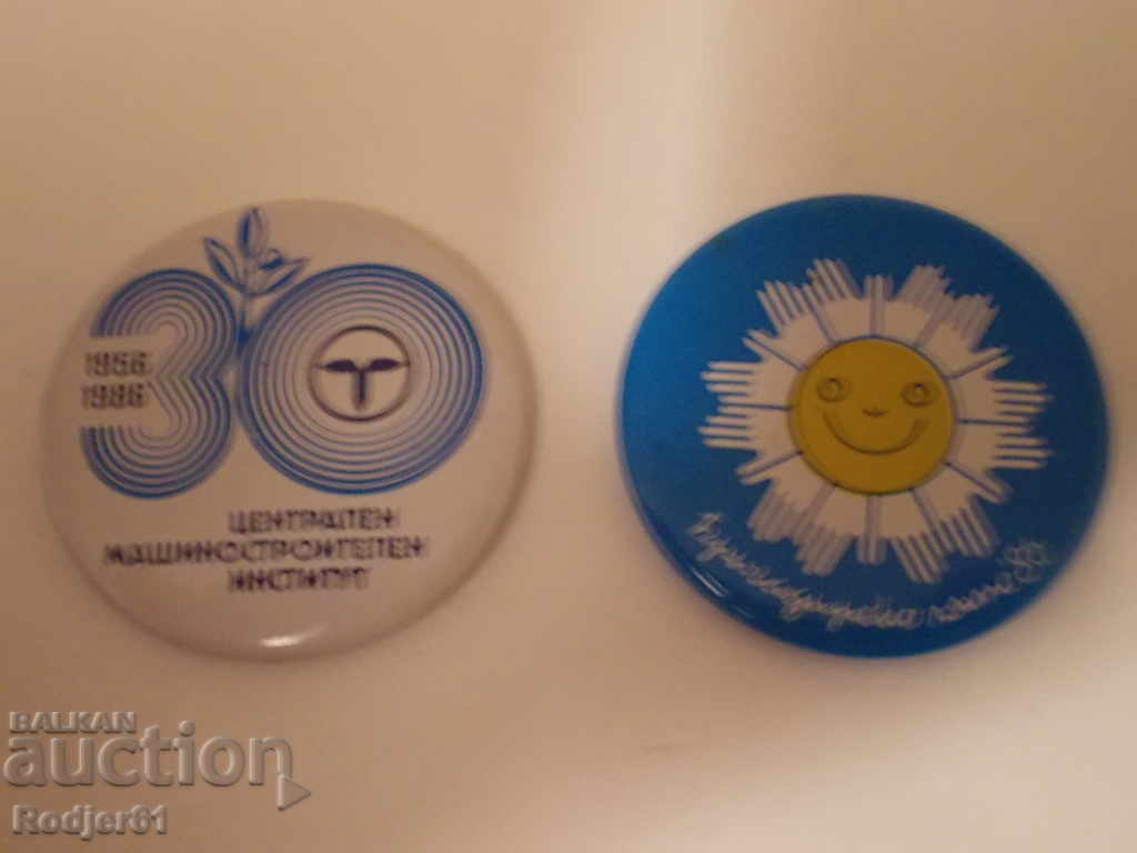 Auction badges - metal, caps 11 pcs Auction badges - metal, caps 11 pcs