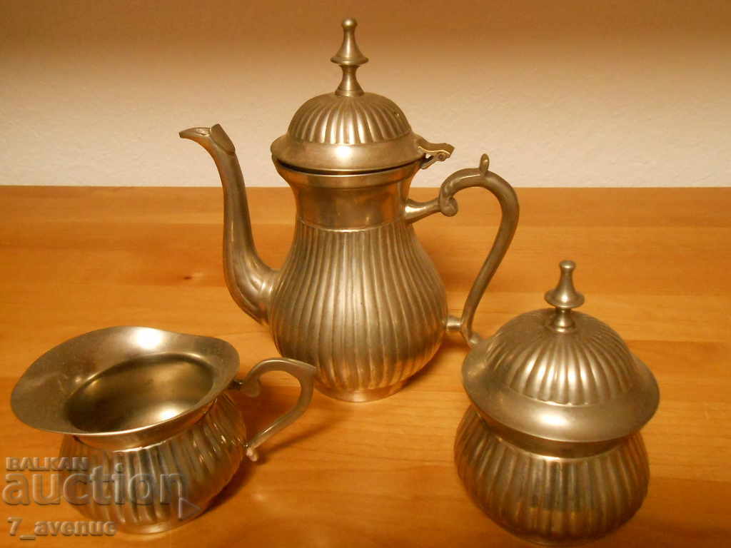 Very old silver-plated tableware jug, etc., 24.11.2020 with price 98.00 BGN | € 50.11 Very old silver-plated tableware jug, etc., 24.11.2020 with price 98.00 BGN | € 50.11