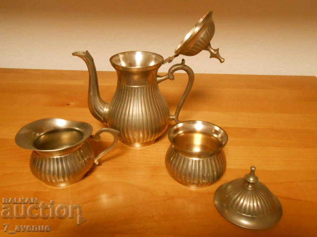 Auction Very old silver-plated tableware jug, etc., 24.11.2020 Auction Very old silver-plated tableware jug, etc., 24.11.2020