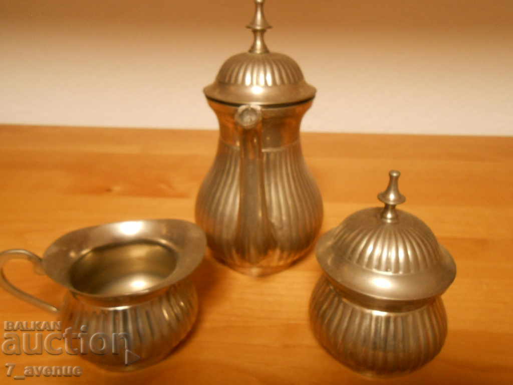 Delivery of Very old silver-plated tableware jug, etc., 24.11.2020 Delivery of Very old silver-plated tableware jug, etc., 24.11.2020