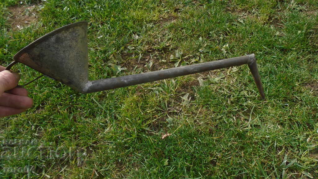 FUNIA - CEL MAI INTERESANT LA LICITARE cu preț 31.50 BGN | € 16.11 FUNIA - CEL MAI INTERESANT LA LICITARE cu preț 31.50 BGN | € 16.11