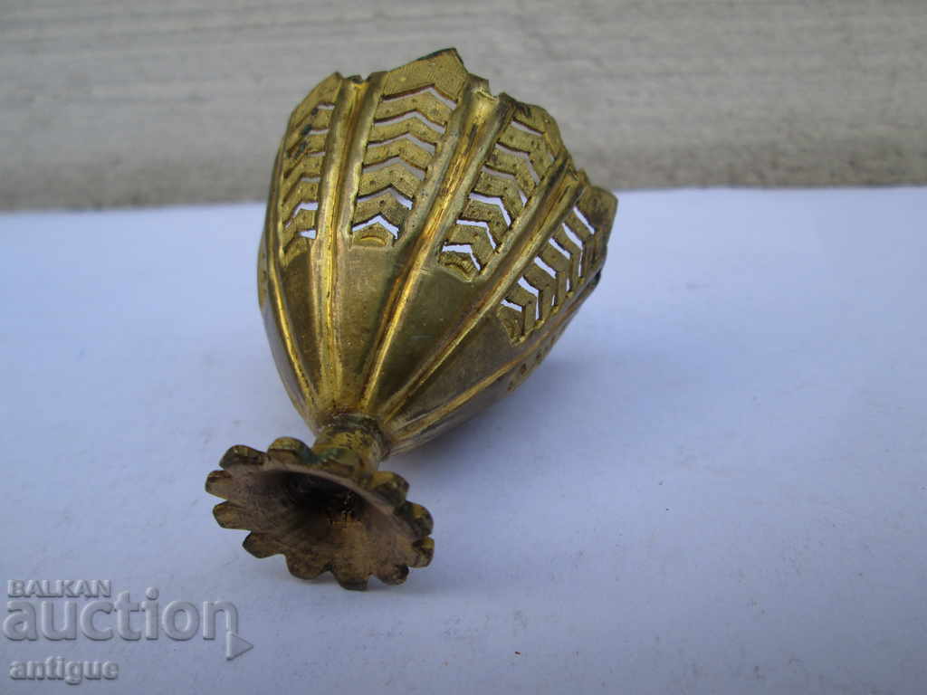 Delivery of OLD REVIVAL ZARF Delivery of OLD REVIVAL ZARF