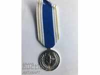 NATO NATO medalie rară de distincție metal alb cu panglică