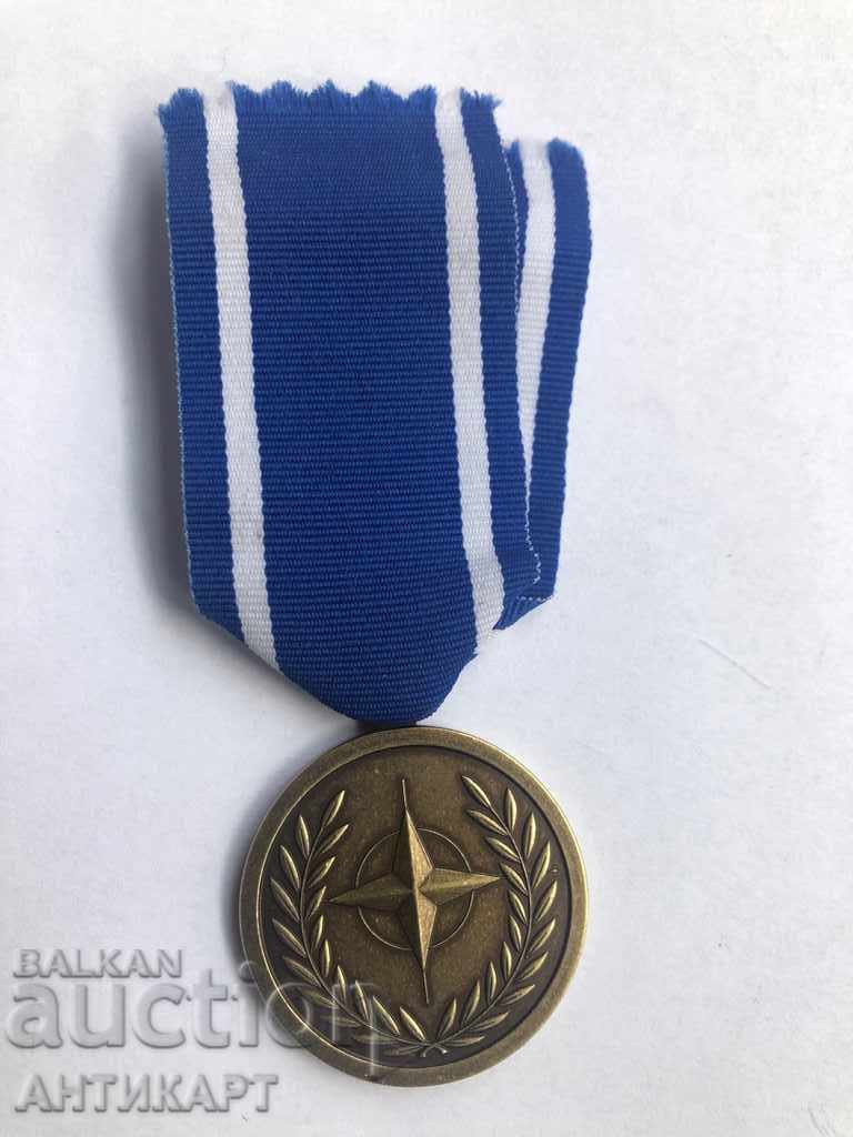 NATO NATO rare medal of distinction for participation in Macedonia