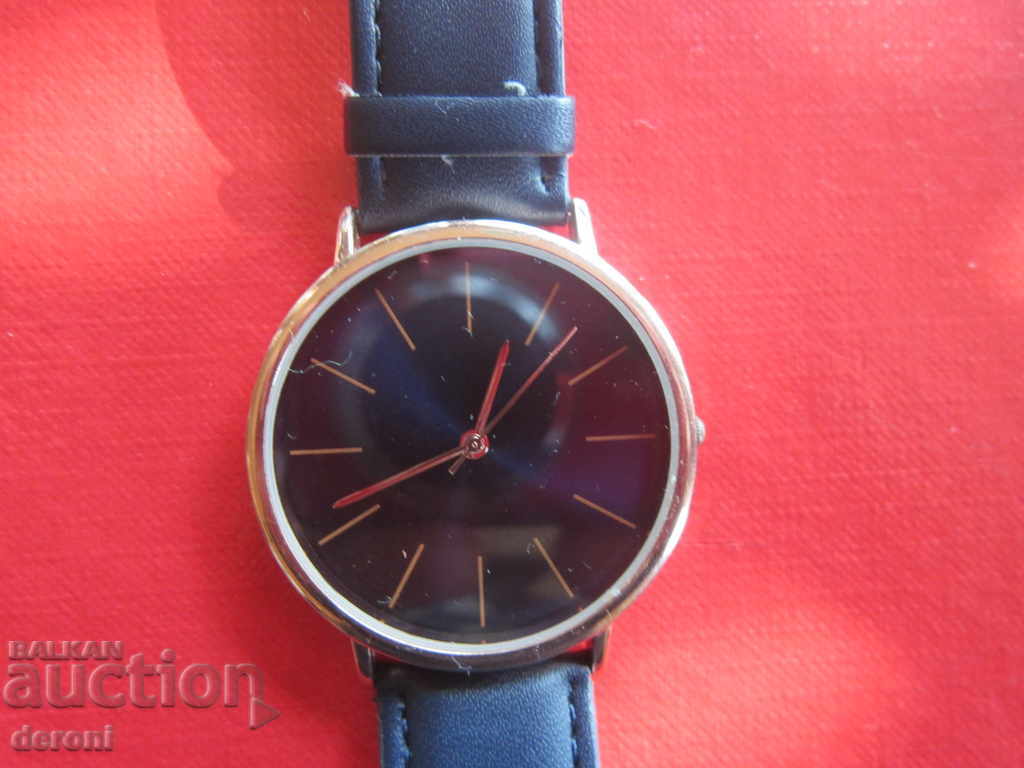 Japanese quartz watch 3 - 5 Japanese quartz watch 3 - 5