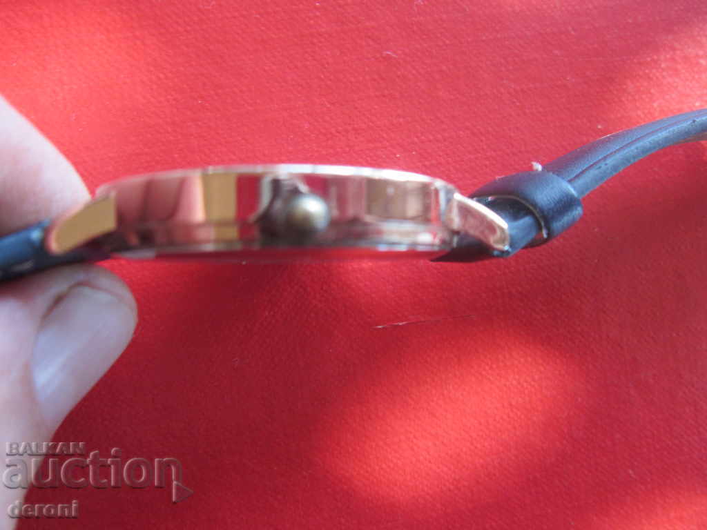 Japanese quartz watch 3 - 6 Japanese quartz watch 3 - 6