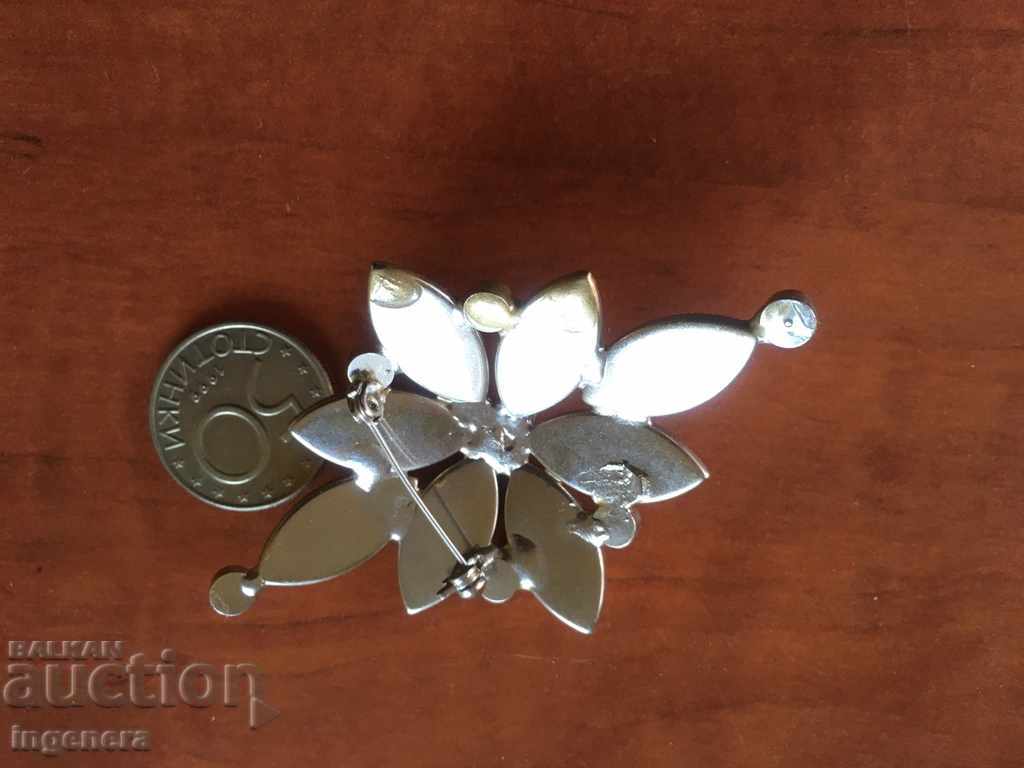 BROȘĂ METAL cu preț € 1.90 | 3.72 BGN BROȘĂ METAL cu preț € 1.90 | 3.72 BGN