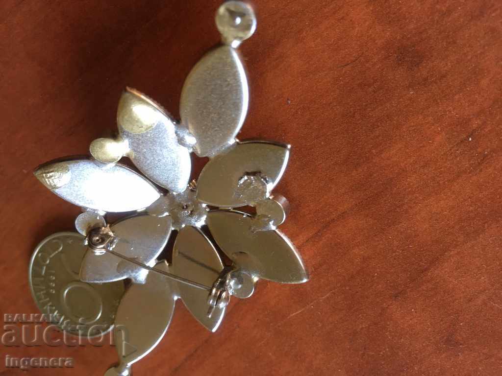 Доставка на БРОШКА МЕТАЛ Доставка на БРОШКА МЕТАЛ