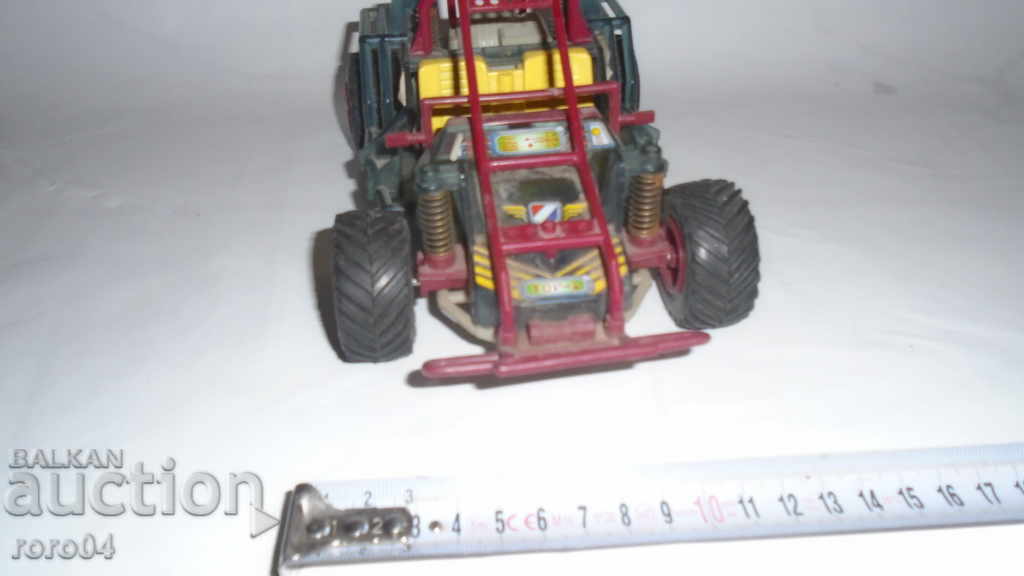 Auction  OLD CHILD BUGGY