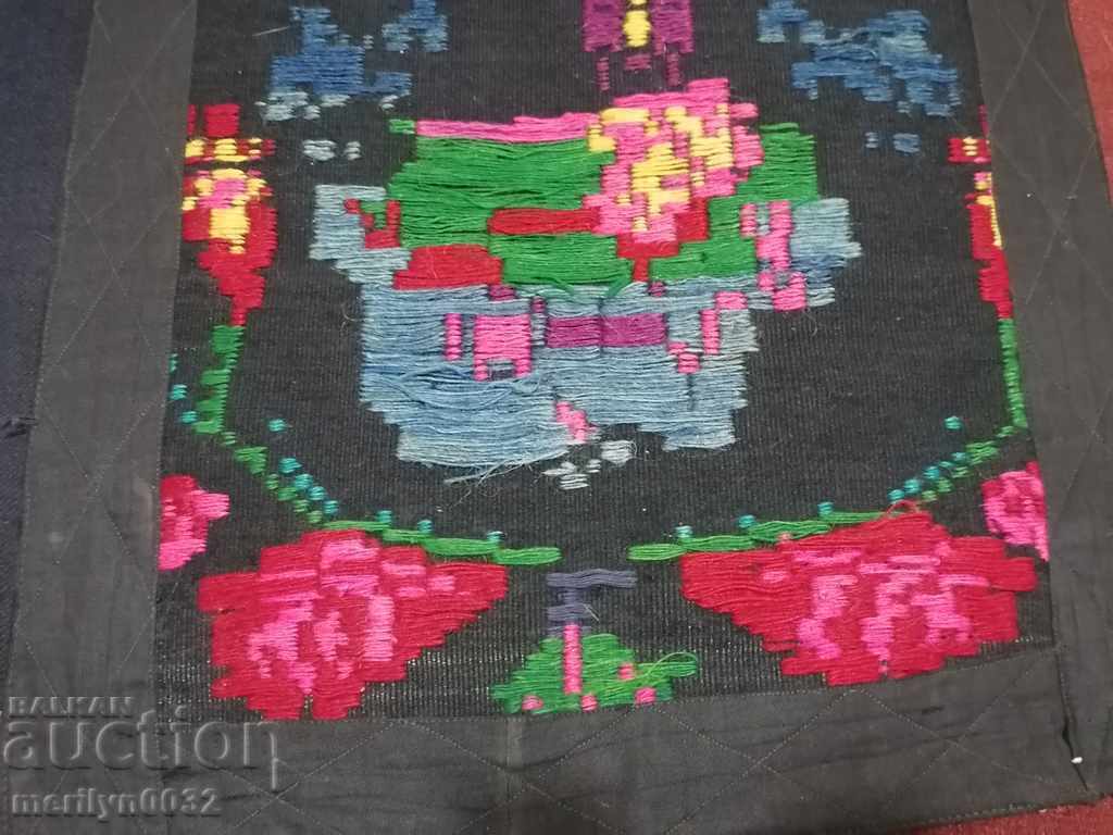 Delivery of Old woven embroidered embroidered apron wear sukman Delivery of Old woven embroidered embroidered apron wear sukman