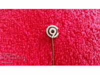 Old social badge bronze needle white and black enamel September 9