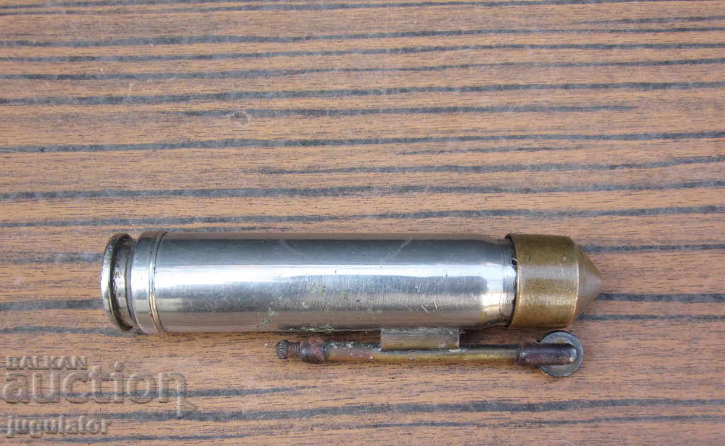 WWII Kingdom of Bulgaria military trench art big lighter with price 110.00 BGN | € 56.24 WWII Kingdom of Bulgaria military trench art big lighter with price 110.00 BGN | € 56.24