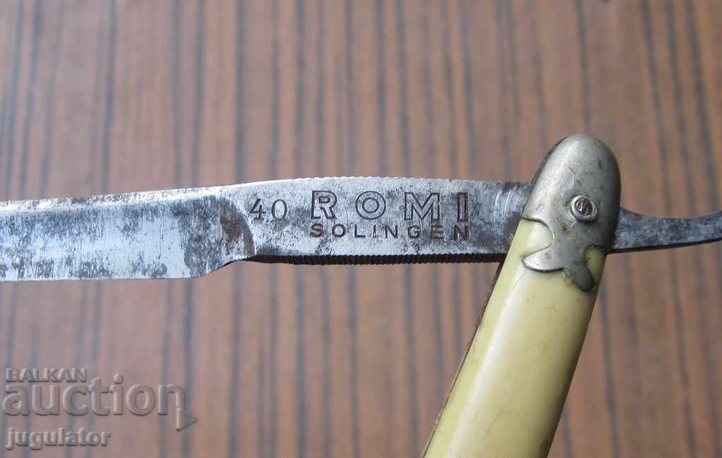 antique German razor solingen ROMI solingen with price 25.00 BGN | € 12.78 antique German razor solingen ROMI solingen with price 25.00 BGN | € 12.78