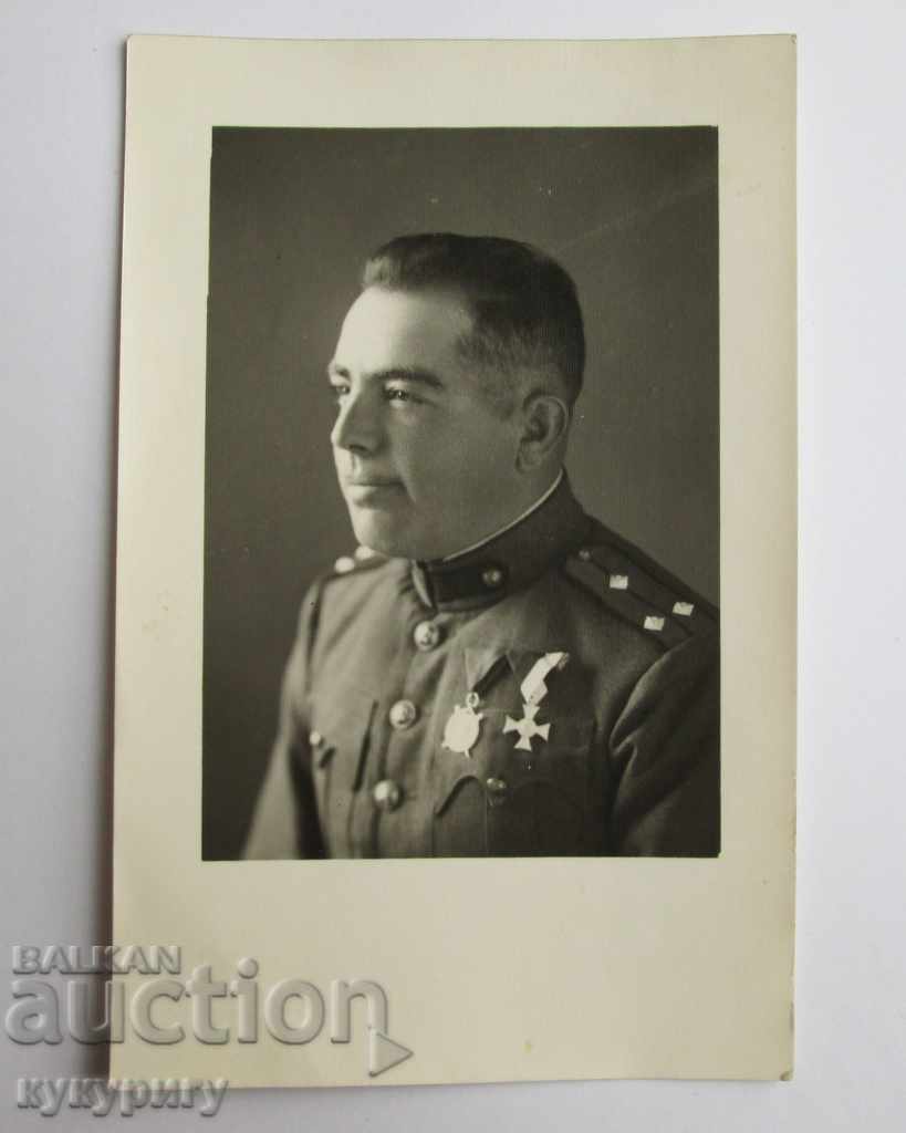 Стара снимка Царски военен офицер с ордени 1936 г.