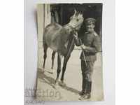Стара снимка военен офицер с кон конница на Царство България