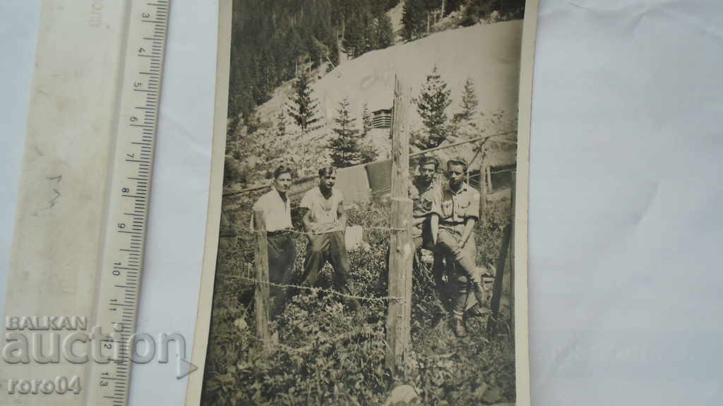 LEVI ISKAR - STAȚIA METEOROLOGICĂ cu preț 13.49 BGN | € 6.90 LEVI ISKAR - STAȚIA METEOROLOGICĂ cu preț 13.49 BGN | € 6.90