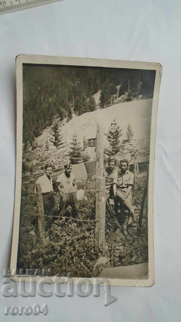 LEVI ISKAR - STAȚIA METEOROLOGICĂ - 7 LEVI ISKAR - STAȚIA METEOROLOGICĂ - 7