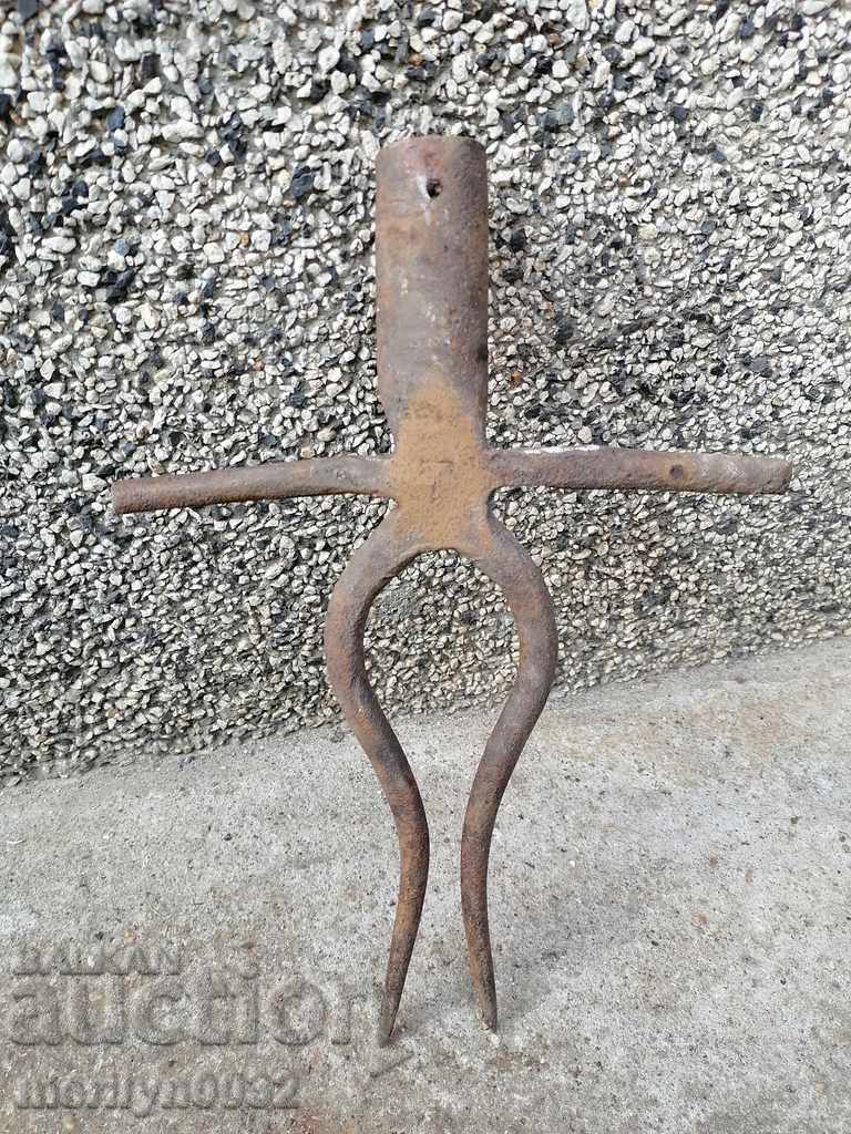 Old twin forged, villa, wrought iron with price 34.00 BGN | € 17.38 Old twin forged, villa, wrought iron with price 34.00 BGN | € 17.38