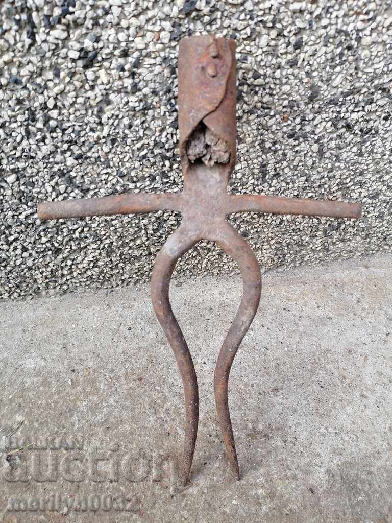 Auction Old twin forged, villa, wrought iron Auction Old twin forged, villa, wrought iron