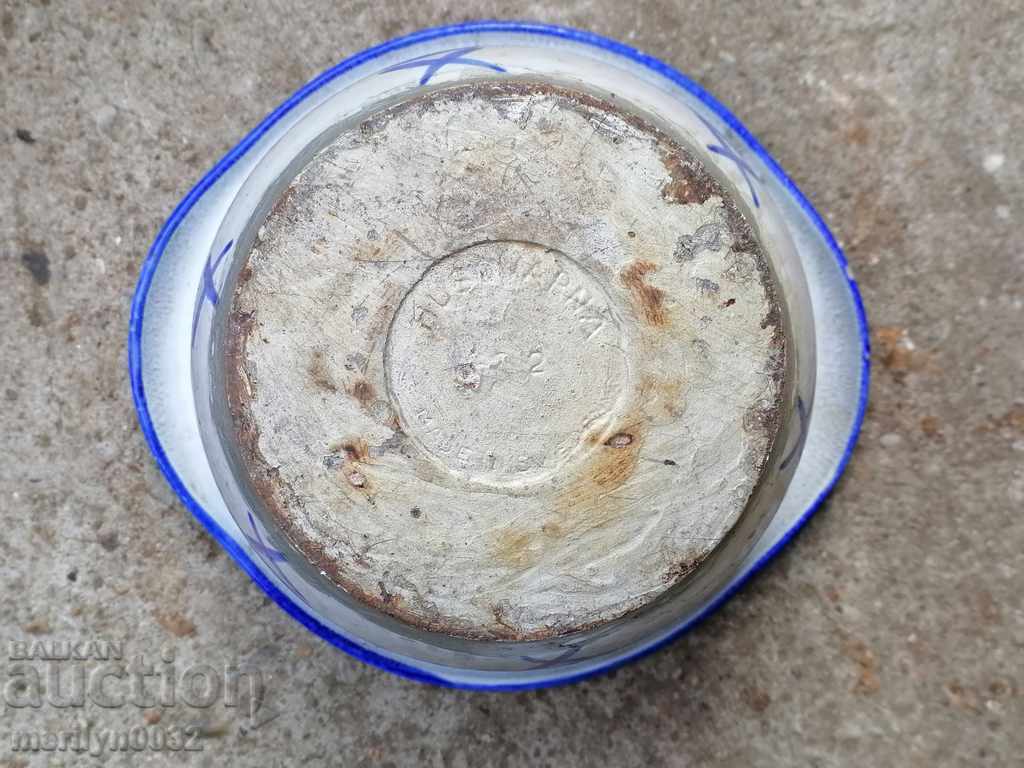 Стар емайлиран съд за гювеч HUSVARNA чугун гювечарник гювече - 6 Стар емайлиран съд за гювеч HUSVARNA чугун гювечарник гювече - 6