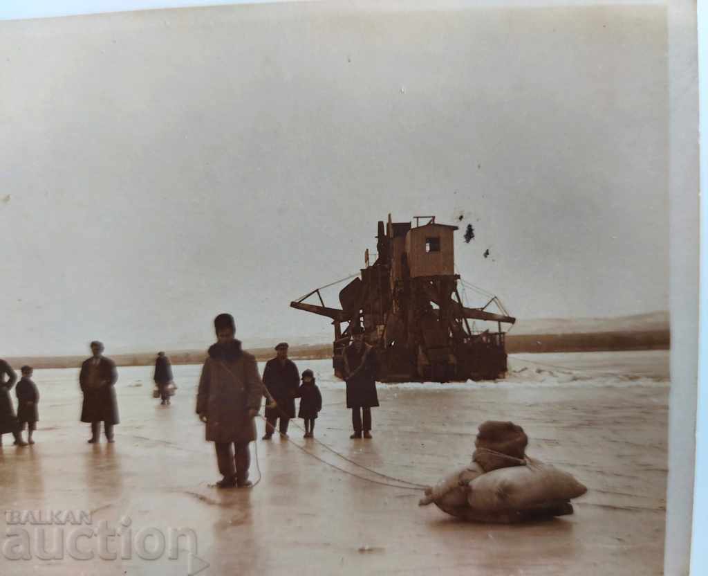 Auction BLACK SEA FROZEN OLD PHOTO Auction BLACK SEA FROZEN OLD PHOTO