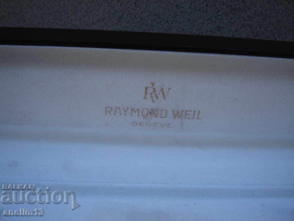 CUTIE PENTRU CEAS RAYMOND WEIL - 7 CUTIE PENTRU CEAS RAYMOND WEIL - 7