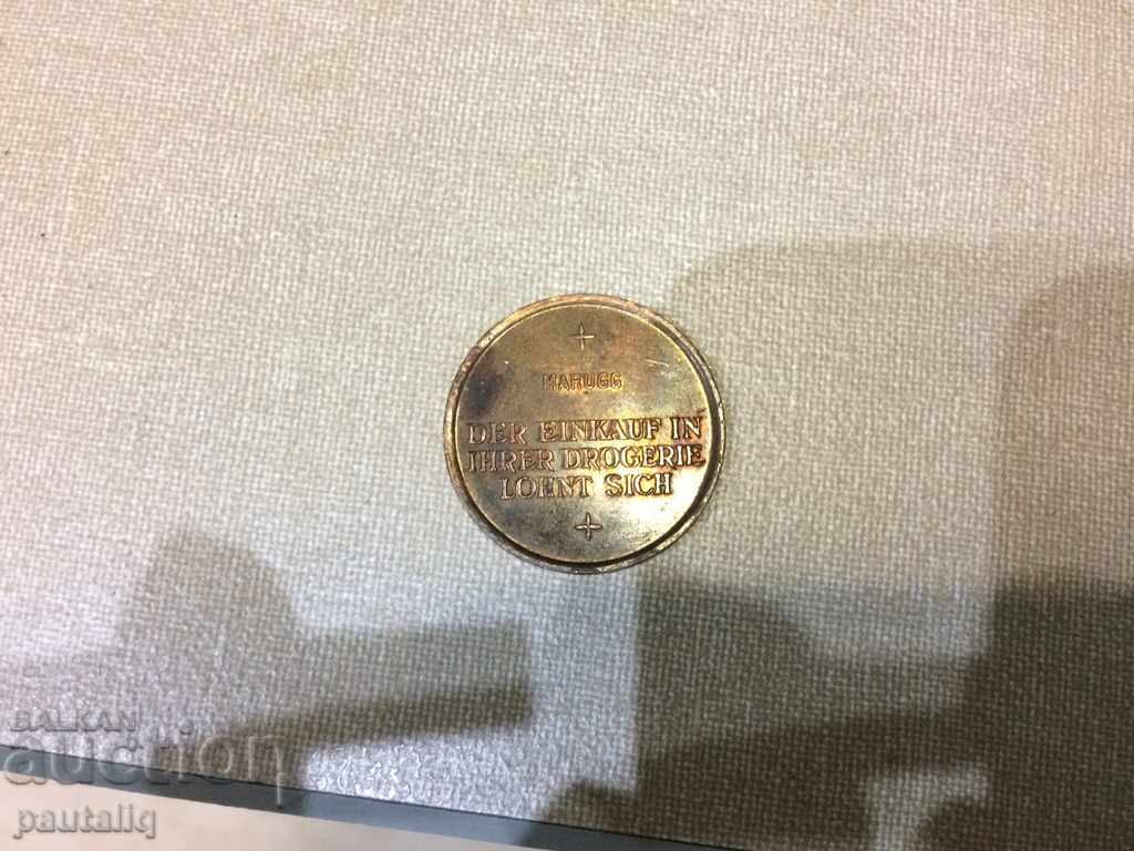 VECHI JOC DE LA UN MAGAZIN DE IERBI cu preț 3.00 BGN | € 1.53