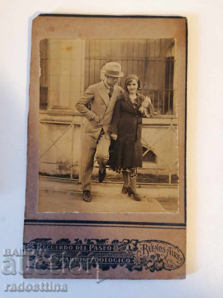 Φωτογραφία από χαρτόνι Beauty