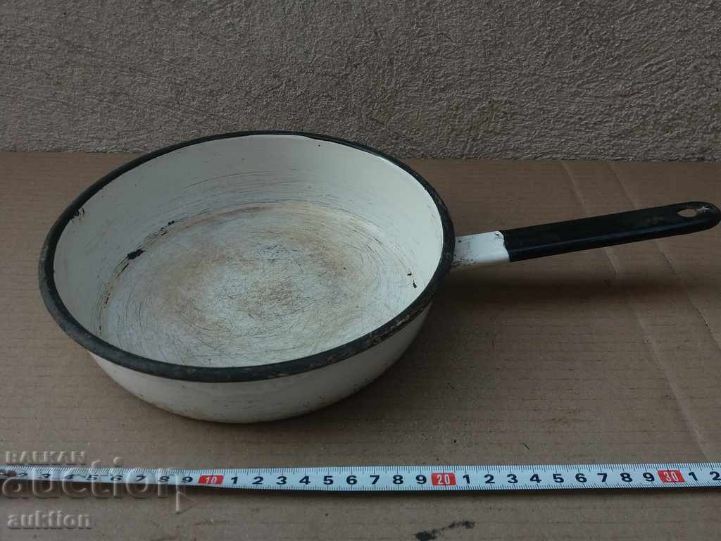 Soc. σμάλτο τηγάνι με σημάδια με τιμή 6.99 BGN | € 3.57 Soc. σμάλτο τηγάνι με σημάδια με τιμή 6.99 BGN | € 3.57