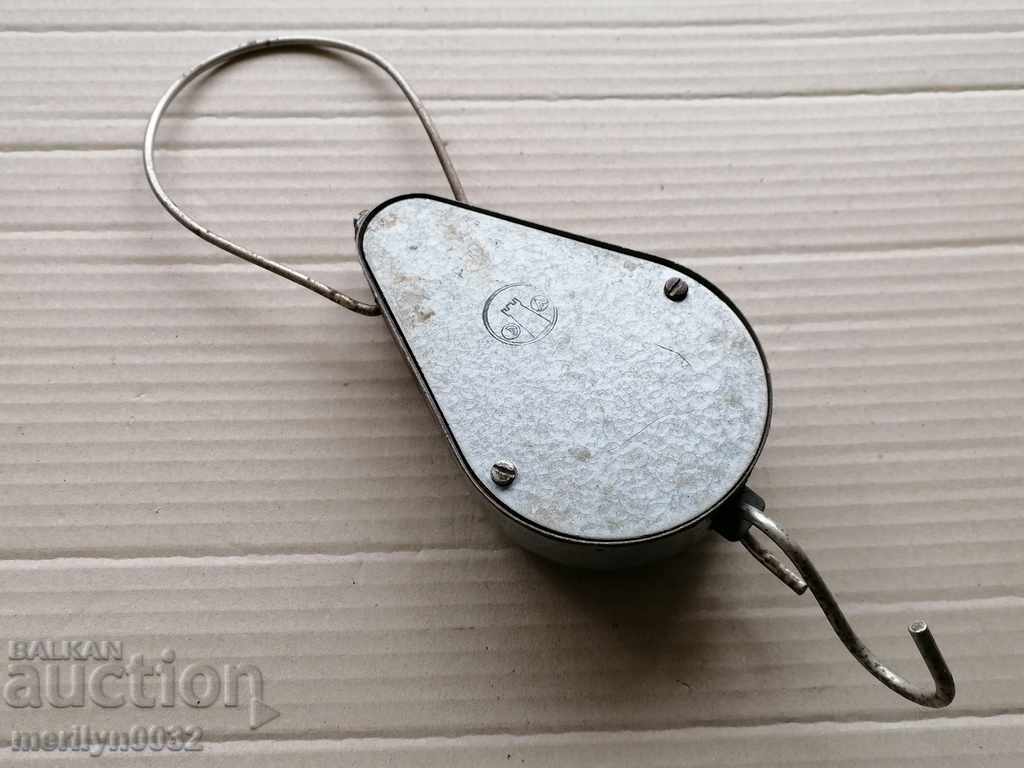 Auction  Old home scales of the USSR