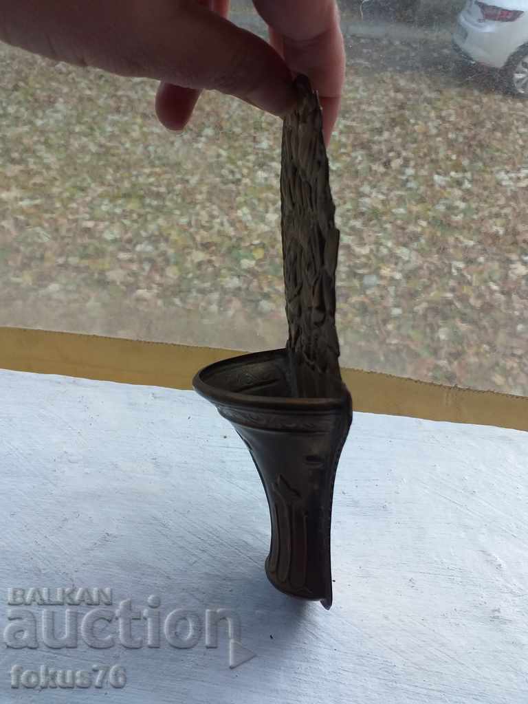OLD ENGLISH BRASS CANDLEHOLDER FOR WALL WITH MARKINGS - BZC - 5 OLD ENGLISH BRASS CANDLEHOLDER FOR WALL WITH MARKINGS - BZC - 5