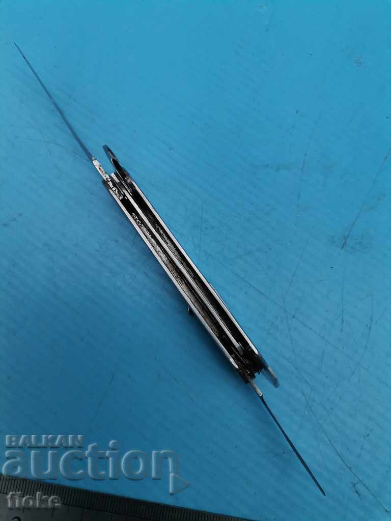 Delivery of Gerlach blade Delivery of Gerlach blade