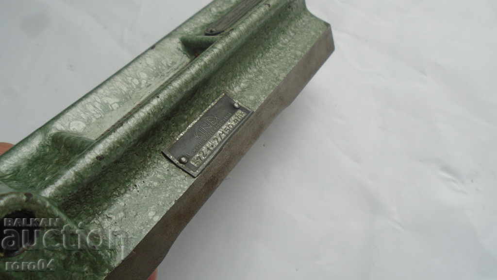 Auction MACHINE LEVEL - KINEX Auction MACHINE LEVEL - KINEX