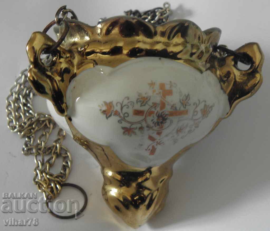 Porcelain lamp with price 44.99 BGN | € 23.00 Porcelain lamp with price 44.99 BGN | € 23.00