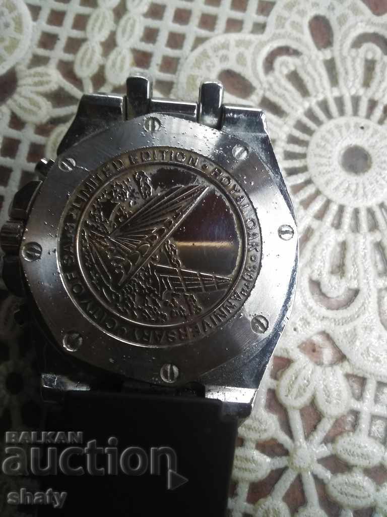 Аукцион Часовник реплика. Аукцион Часовник реплика.