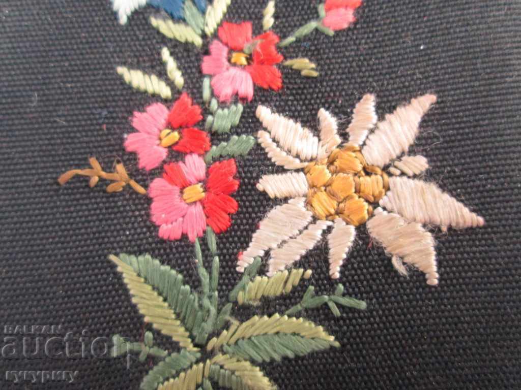 Old lady's embroidered notebook and mirror Viennese embroidery with price 45.00 BGN | € 23.01 Old lady's embroidered notebook and mirror Viennese embroidery with price 45.00 BGN | € 23.01