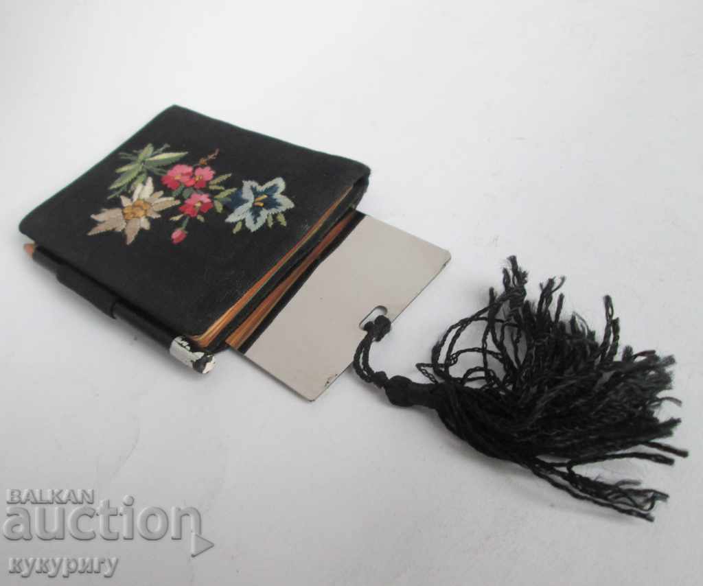 Old lady's embroidered notebook and mirror Viennese embroidery - 6 Old lady's embroidered notebook and mirror Viennese embroidery - 6