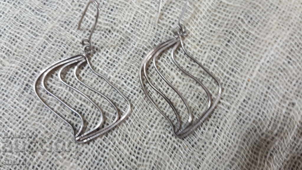 Silver earrings with price 12.00 BGN | € 6.14 Silver earrings with price 12.00 BGN | € 6.14