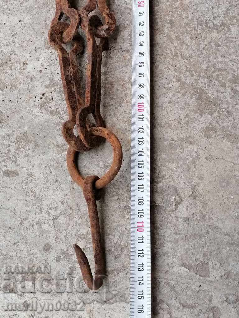 Delivery of Old wrought iron chain with hook, hearth chain hook chain Delivery of Old wrought iron chain with hook, hearth chain hook chain
