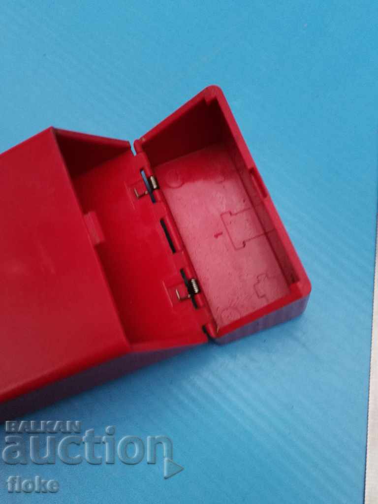 Protective box for cigarettes with price 3.00 BGN | € 1.53 Protective box for cigarettes with price 3.00 BGN | € 1.53