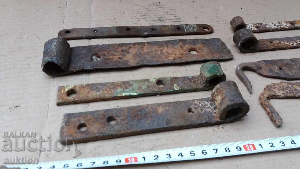 REVIVAL LOT - HINGES AND LOCKINGS FOR GATES 8 PIECES with price 5.99 BGN | € 3.06 REVIVAL LOT - HINGES AND LOCKINGS FOR GATES 8 PIECES with price 5.99 BGN | € 3.06