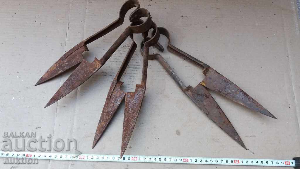 Auction SET OF 3 SHEARS FOR SHEARING SHEEP FORGED REVIVAL Auction SET OF 3 SHEARS FOR SHEARING SHEEP FORGED REVIVAL