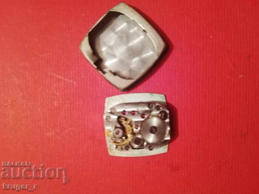 Livrarea Aparatul de ceas pentru doamnă LUCH Livrarea Aparatul de ceas pentru doamnă LUCH