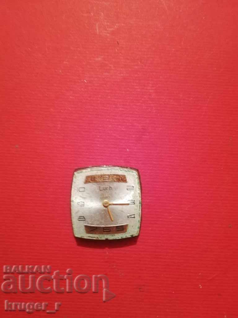 Машинка от дамски часовник ЛУЧ Машинка от дамски часовник ЛУЧ