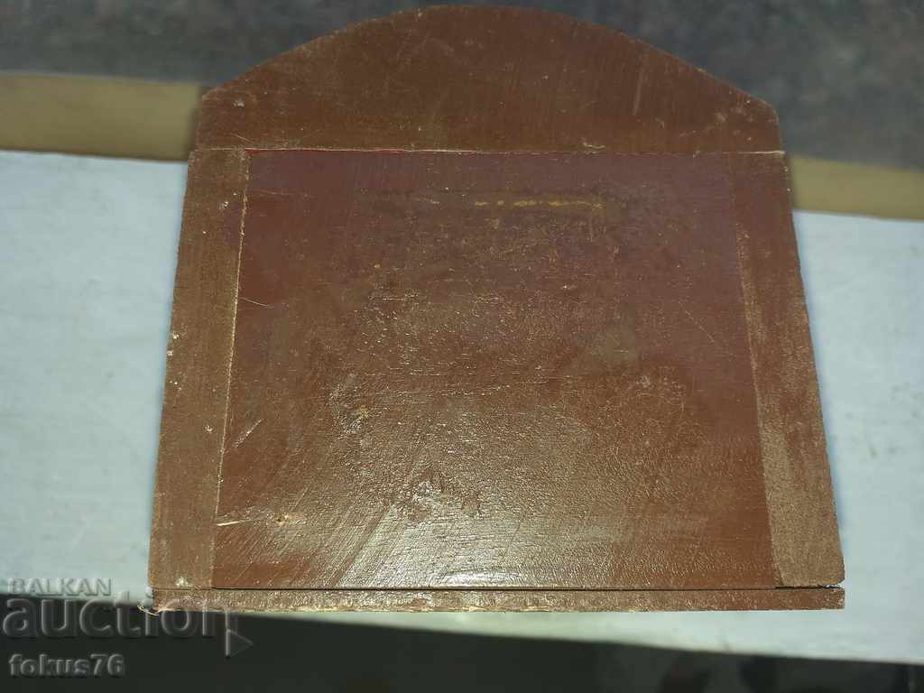 Livrarea VECHI CUTIE ANTICĂ CU FIERĂ PENTRU CADOU SCUMP CU Oglindă