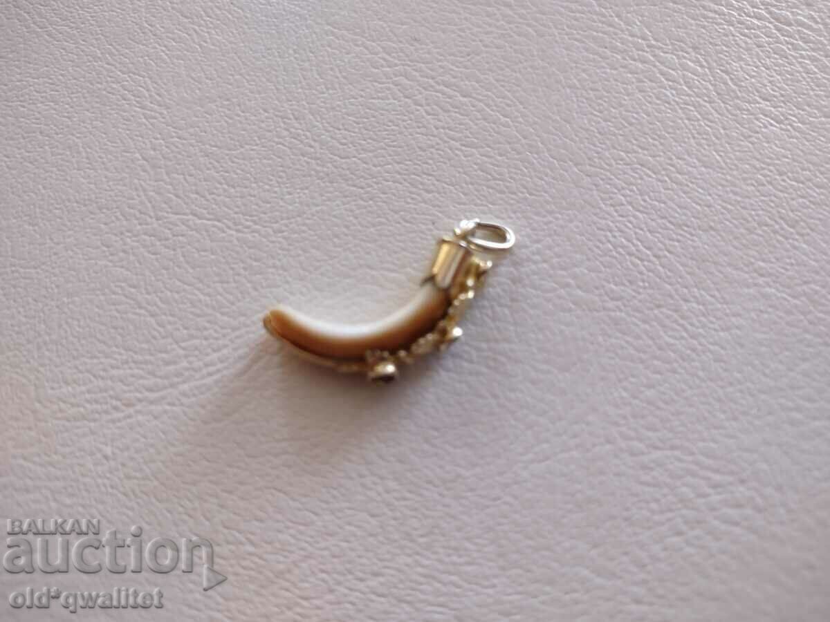 Auction Designer PENDANT, Silver setting, Murmel tooth Auction Designer PENDANT, Silver setting, Murmel tooth