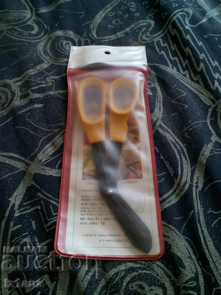 Old scissors, scissors